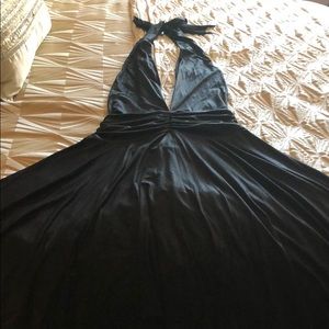 Black halter backless sexy dress.
